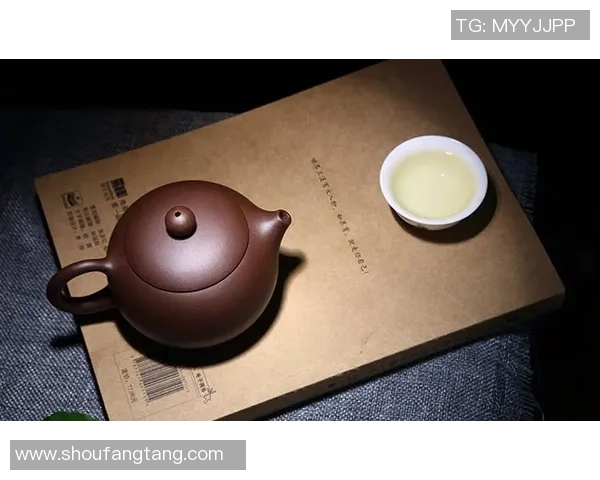 足球明星的茶具偏好揭秘品味与风格的完美结合